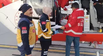 Van'ın Bahçesaray ilçesinde rahatsızlanan hasta ambulans helikopterle hastaneye ulaştırıldı