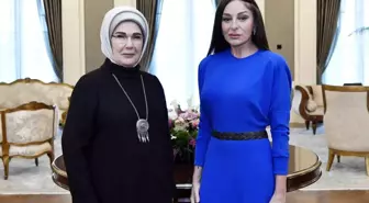 Emine Erdoğan, Azerbaycan Cumhurbaşkanı'nın eşi Mihriban Aliyeva ile görüştü