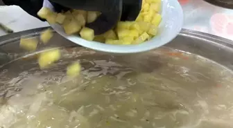 Balık Çorbasının Yapılışı Usta Tarafından Anlatıldı