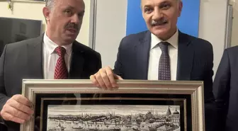 Saadet Partisi İBB Başkan Adayı Birol Aydın, engellilerin iş gücüne katılımını artırmak için sorumluluk düştüğünü belirtti