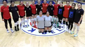 Kepez Belediyesi Spor Kulübü Voleybol Takımı Altyapıda Başarılı
