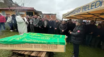 Ordu'da trafik kazasında hayatını kaybeden 2 kişinin cenazesi defnedildi