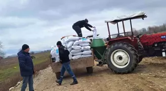 Simav'da 1000 Dekar Mera Alanında Gübreleme Çalışması Yapıldı