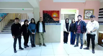 Van'da gençler çöpten sanata çalışmasıyla geri dönüşüme dikkat çekiyor