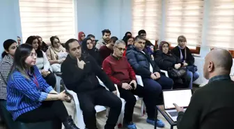 İzmit Belediyesi YADEV'te Otizm Semineri Düzenlendi