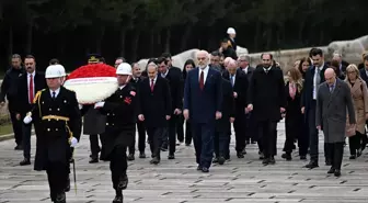 Arnavutluk Başbakanı Edi Rama, Anıtkabir'e ziyarette bulundu