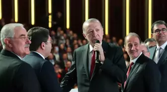 Cumhurbaşkanı Erdoğan: Yüksek yargı kurumları arasındaki tartışmalarda taraf olmak değil, sorunu çözecek mekanizmaları işletmek görevimiz