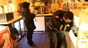 Haliliye Belediyesi Zabıta Müdürlüğü Kafelerde Denetim Yaptı