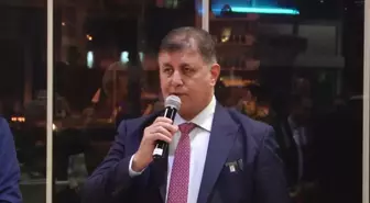 İzmir Gazeteciler Cemiyeti 2023 Süleyman Alasya Basın Ligi Kupa Töreni Yapıldı