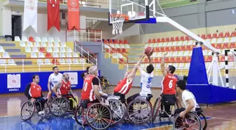 Pamukkale Belediyespor Tekerlekli Sandalye Basketbol Takımı Play-off'a lider olarak çıkıyor