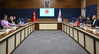 TBMM Dışişleri Komisyonu Başkanı Fuat Oktay, Kosova Meclisi Dışişleri Komisyonu Başkanı Arbereshe Kryeziu Hyseni ve heyetiyle görüştü