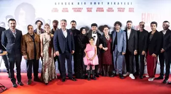 Barış Telli'nin hayatını beyaz perdeye aktaran 'Hayatla Barış' filminin galası yapıldı