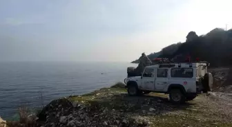 Marmara Denizi'nde Batan Gemide Kayıp Mürettebat Arama Çalışmaları Devam Ediyor