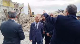 Siirt Valisi ve Belediye Başkan Vekili Kemal Kızılkaya, kentsel dönüşüm çalışmalarını denetledi