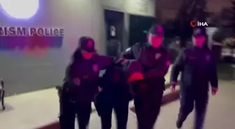 Sultanahmet'te turistin cebinden telefon çaldı: O anlar kamerada