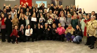 Kocaeli'de Avukatlara İşaret Dili Eğitimi Sertifikaları Takdim Edildi