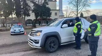 Edirne'de Alkol Denetimleri: 13 Sürücüye Cezai İşlem Uygulandı