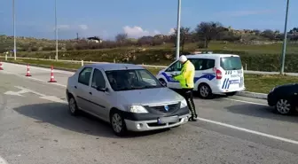 Kırklareli'nde trafik denetimlerinde 14 araç trafikten men edildi, 9 sürücünün ehliyetine el konuldu