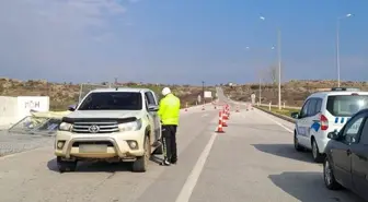 Kırklareli'nde trafik denetimlerinde 14 araç trafikten men edildi, 9 sürücünün ehliyetine el konuldu