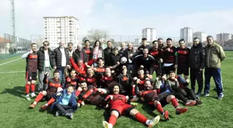Özvatan Belediyespor Kayseri Şeker 1. Amatör Küme B Grubunu Zirvede Bitirerek Süper Amatör Küme'ye Yükseldi