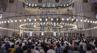 TEHECCÜD NAMAZI NASIL KILINIR? Teheccüd namazının faziletleri neler?