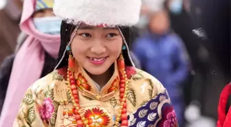 Labrang Manastırı'nda Buda'nın Güneşlenmesi Töreni Düzenlendi