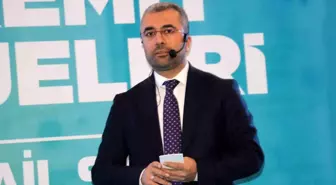 Van'ın Edremit Belediye Başkanı İsmail Say, 'Yeni Yüzyılda Edremit Projeleri'ni tanıttı