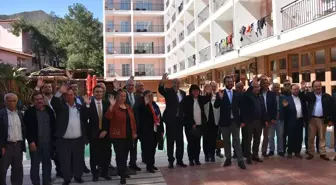 Cumhur İttifakı Muğla Büyükşehir Belediye Başkan Adayı Aydın Ayaydın, Marmaris'te Muhtarlarla Buluştu