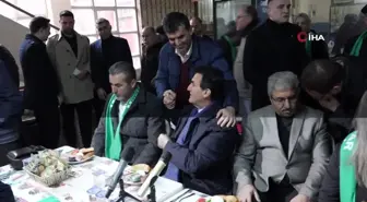 Dündar'dan ayakkabıcı esnafına destek sözü