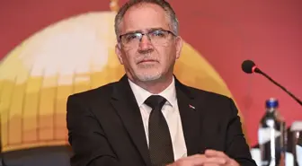 İstanbul'da düzenlenen Filistin Sempozyumu'nda Apartheid ve Siyonist İşgale Eleştirel Yaklaşımlar paneli gerçekleştirildi