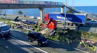 Trabzon'da Gürcistan plakalı tır kaza yaptı, sürücü hayatını kaybetti