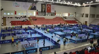 100. Yıl Gençler Masa Tenisi Takım ve Ferdi Türkiye Şampiyonası Amasya'da Devam Ediyor