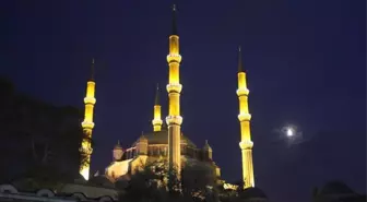 Bugün kandil mi? 24 Şubat Cumartesi bugün kandil gecesi mi, ne kandili?