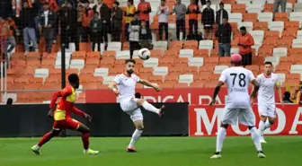 Adanaspor, evinde Göztepe'ye 3-0 mağlup oldu