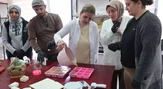 Diyarbakır'da Öğretmenlere Stres Atölyesi: Sabun Yapımı