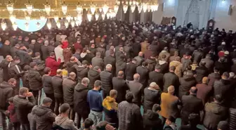 Tatvan'da Berat Gecesi dualarla idrak edildi