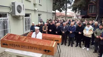 Edirne'de Tır Kazası: Bir Baba ve Oğul Hayatını Kaybetti