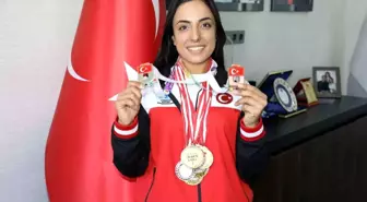 Milli kayakçı Seher Kaçmaz, son 4 yarışta 9 madalya kazandı