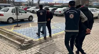 Erzincan'da göçmen kaçakçılığı suçundan 2 zanlı tutuklandı