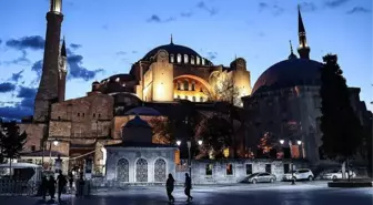 İFTARDA OKUNACAK DUALAR | Ramazan ayında okunacak dualar, sureler neler?