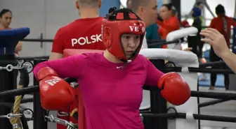 Türkiye Kadın Boks Milli Takımı, Paris 2024 Olimpiyat Oyunları için hazırlıklarını tamamladı