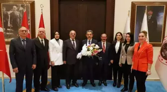 Kırklareli Valisi Birol Ekici, Vergi Haftası dolayısıyla Defterdar Satılmış Cem Öksüz'ü kabul etti