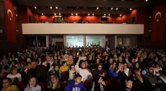 Mardin'de düzenlenen konserde sanatçılar Gazze'ye destek verdi
