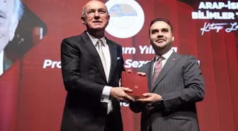 Bakan Kacır, 'Arap-İslam Bilimler Tarihi' kitabının tanıtım etkinliğinde konuştu Açıklaması