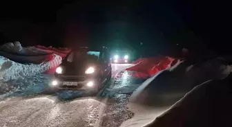 Muş'ta Kar Fırtınası Sonucu Mahsur Kalan 15 Kişi Kurtarıldı