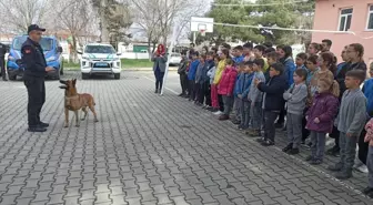 Edirne'de Jandarma Ekipleri Çocuklara Eğitim Düzenledi