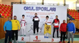 Kayserili Sporcular Okullar Arası Grup Karate Müsabakalarında Başarı Elde Etti