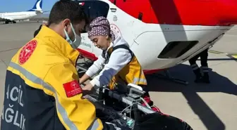 2 yaşındaki çocuk ambulans helikopterle Elazığ'a sevk edildi