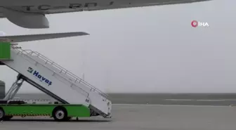 Sisten dolayı uçaklar Sabiha Gökçen Havalimanı'na iniş yapamadı