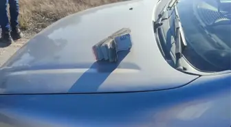 Çankırı'da Vatandaş Tarlada Uçuşan 40 Bin Lirayı Jandarmaya Teslim Etti